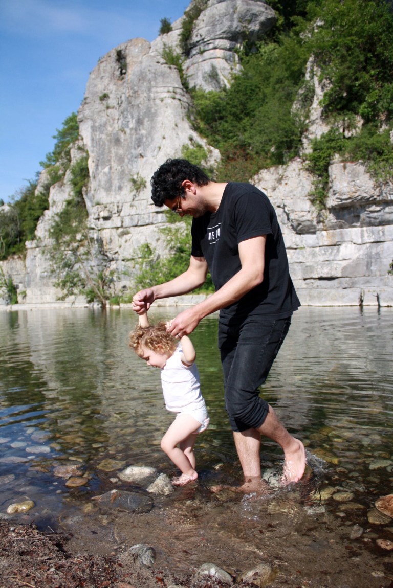pied dans l'eau- ardeche