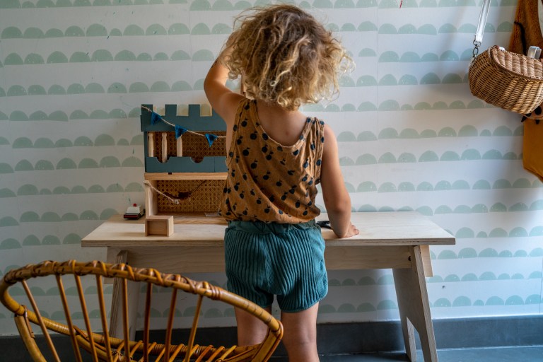 diy-chateau-fort-bois-recyclé-tutoriel-enfants (12 sur 21)